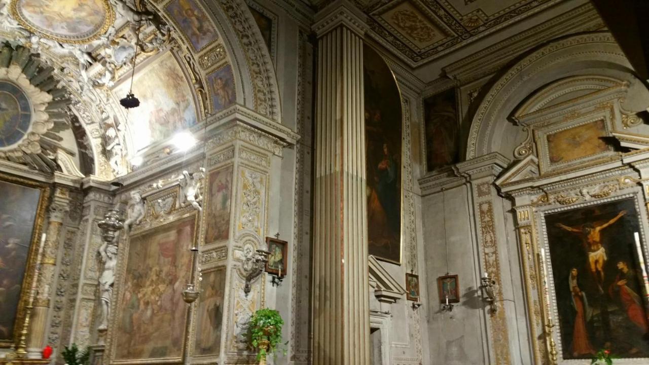 Apartment Palazzo Marescalchi Belli, Vicino Piazza Di Spagna Rom